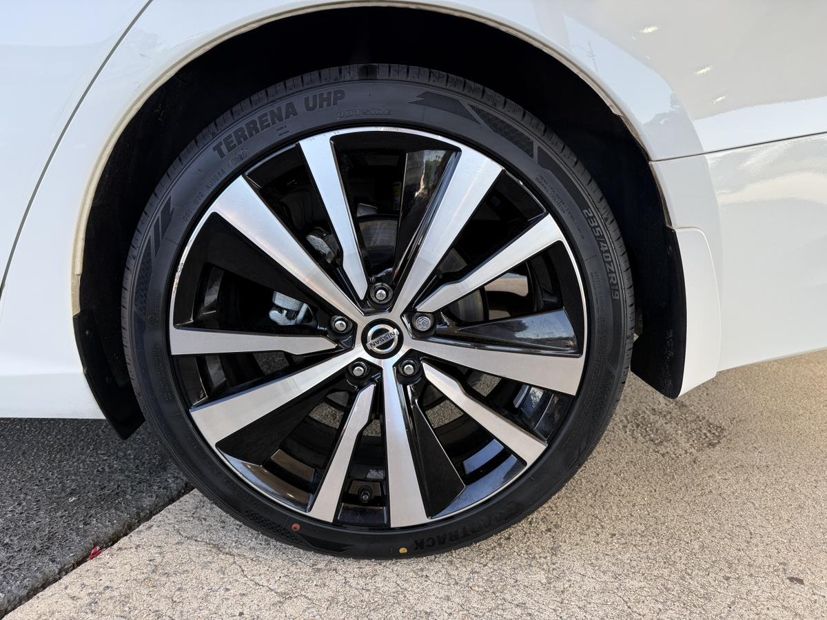 2022 Nissan Altima SR - Photo 17