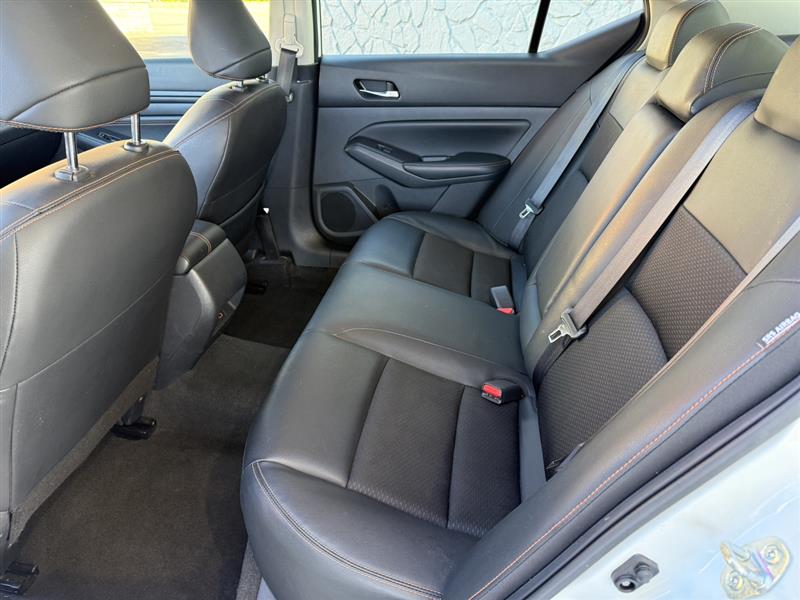 2022 Nissan Altima SR - Photo 27