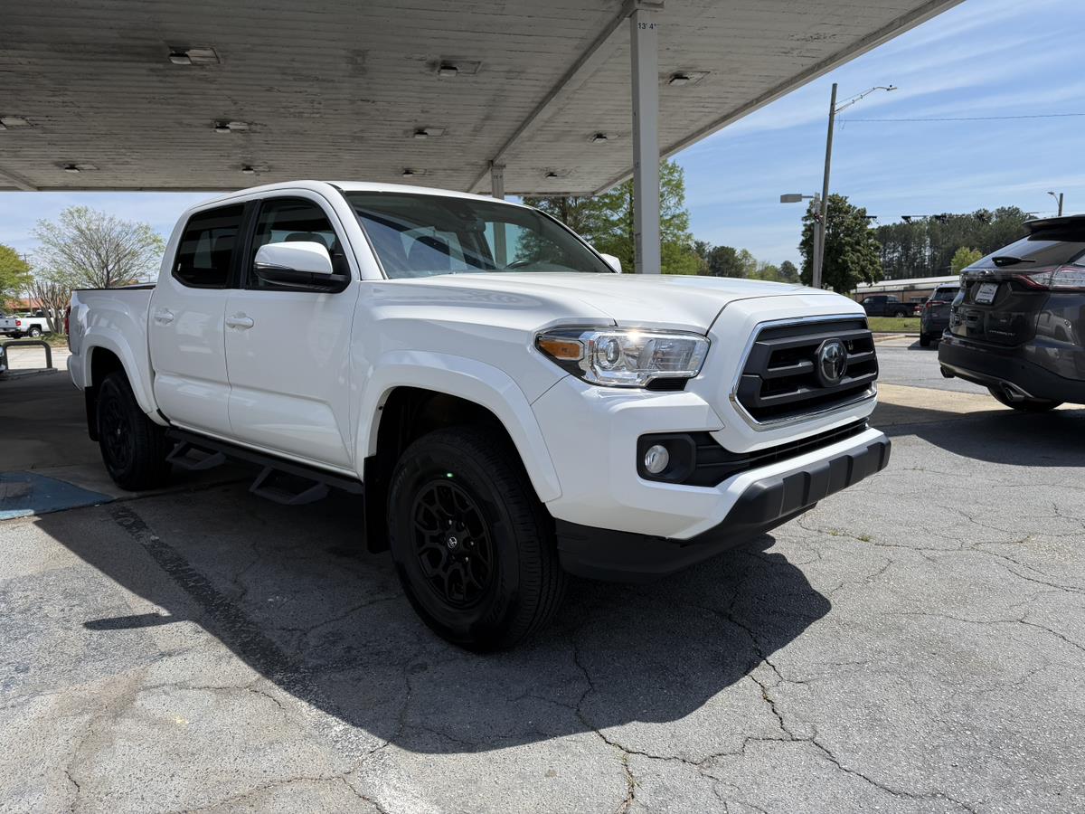 2022 Toyota Tacoma SR5 - Photo 8