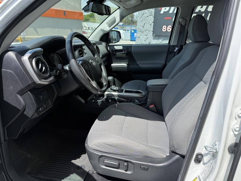 2022 Toyota Tacoma SR5 - Photo 27