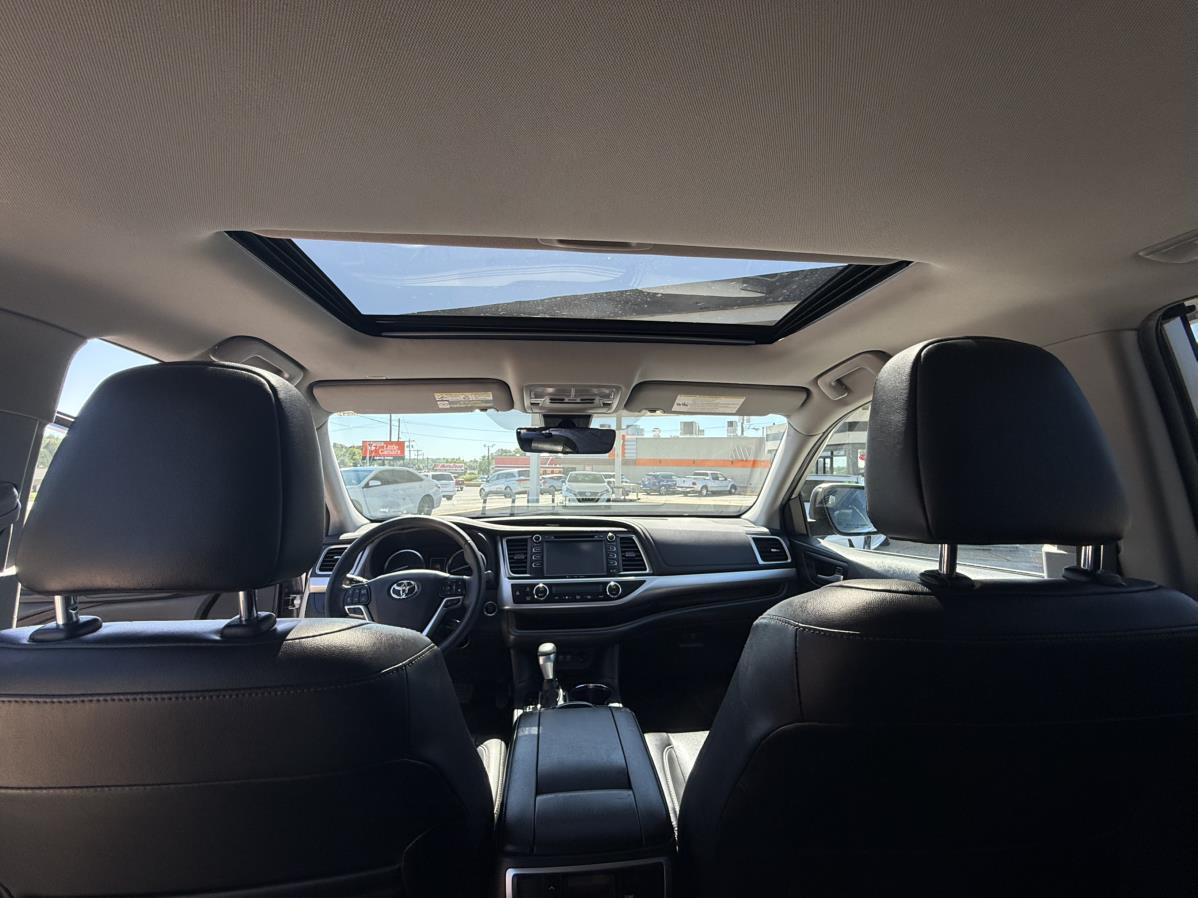 2019 Toyota Highlander XLE - Photo 22