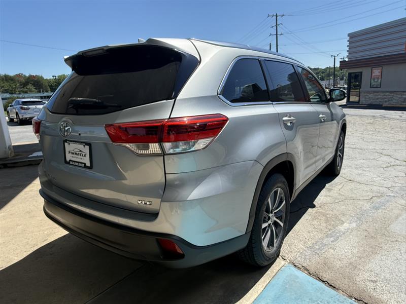2019 Toyota Highlander XLE - Photo 27