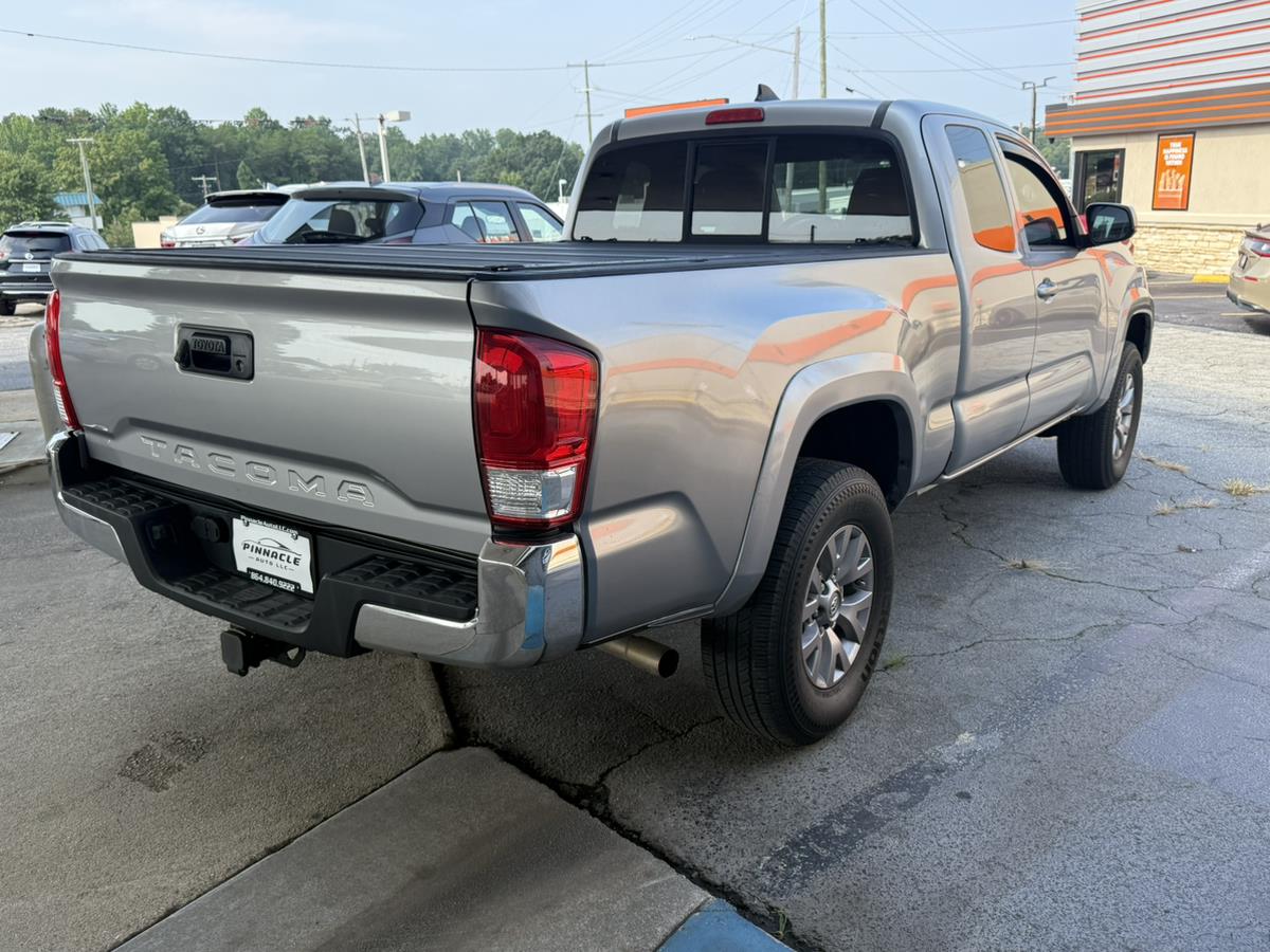 2017 Toyota Tacoma SR5 - Photo 6