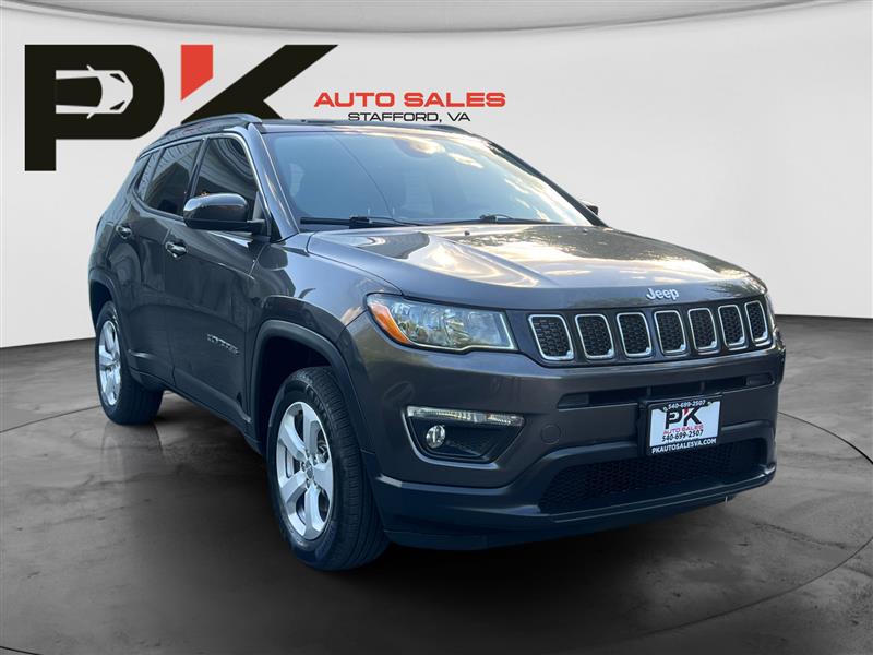 Gray 2018 Jeep Compass SUV / Crossover Four-Wheel Drive Automatic