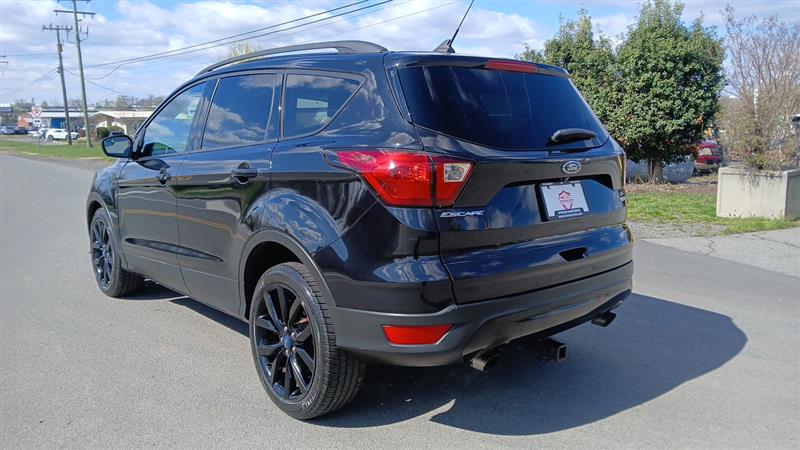 2019 Ford Escape SE - Photo 24