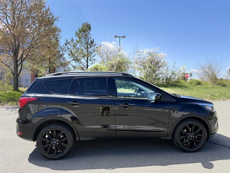 2019 Ford Escape SE - Photo 5
