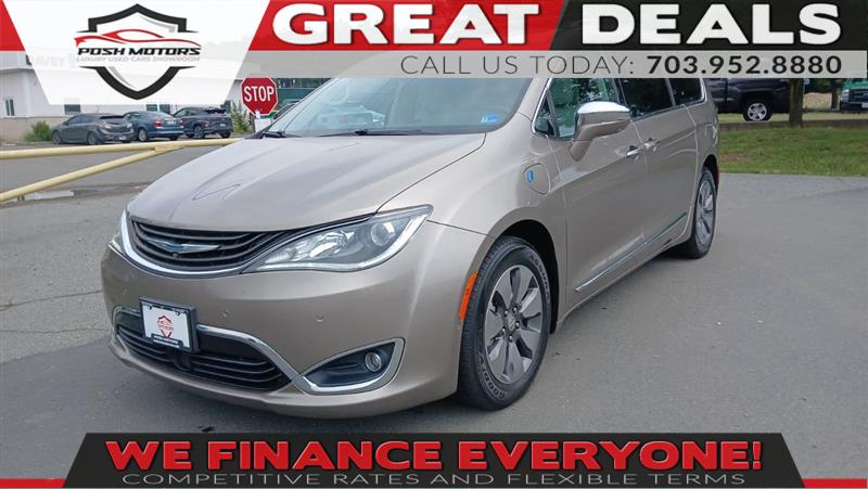 2018 Chrysler Pacifica Hybrid Limited FWD