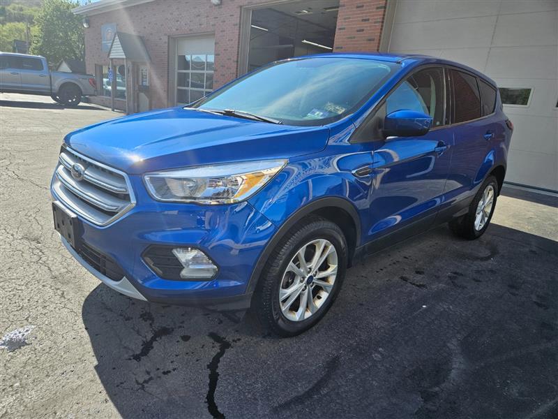 2019 Ford Escape SE - Photo 2