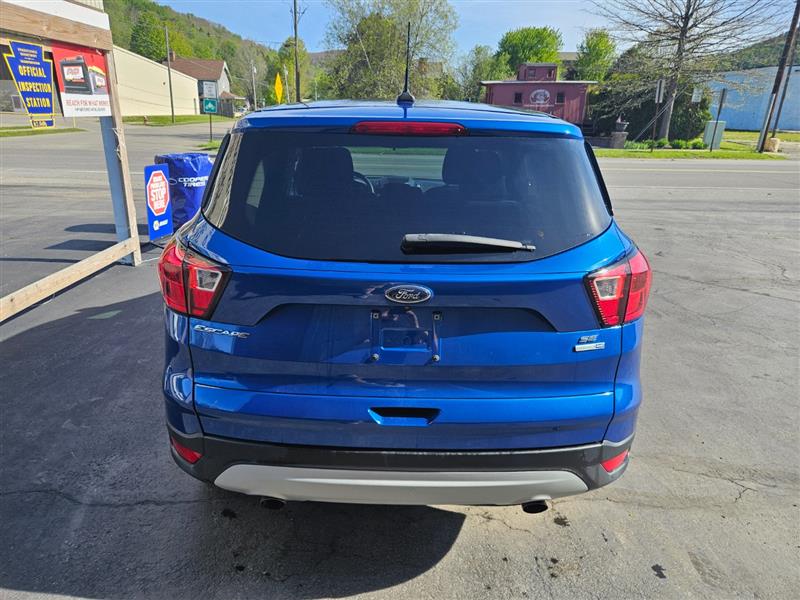2019 Ford Escape SE - Photo 4