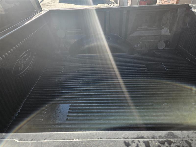 2019 Ford F-150 XLT - Photo 12