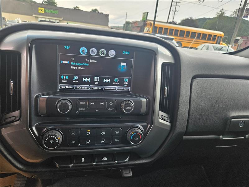 2019 Chevrolet Silverado 1500 LD LT - Photo 10