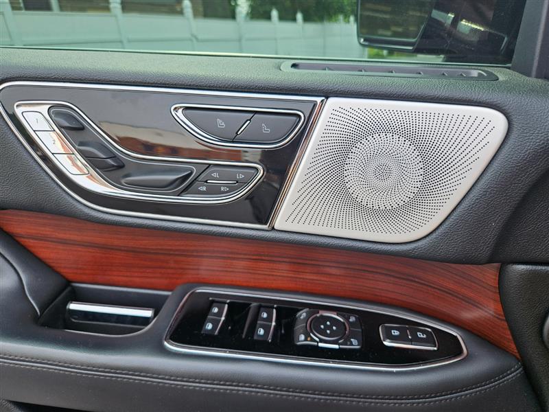 2022 Lincoln Navigator Reserve L - Photo 13
