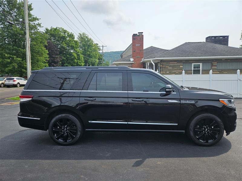 2022 Lincoln Navigator Reserve L - Photo 7