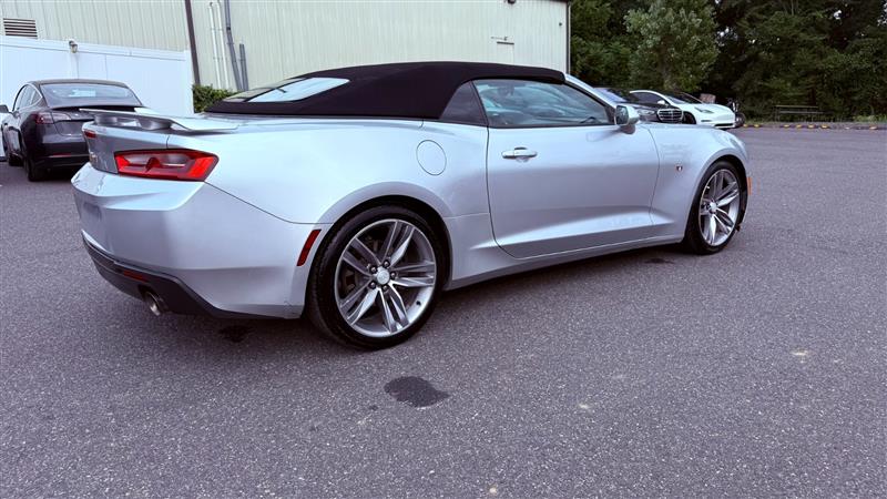 2017 Chevrolet Camaro 1LT - Photo 8