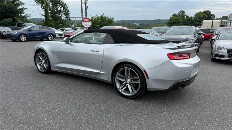 2017 Chevrolet Camaro 1LT - Photo 4