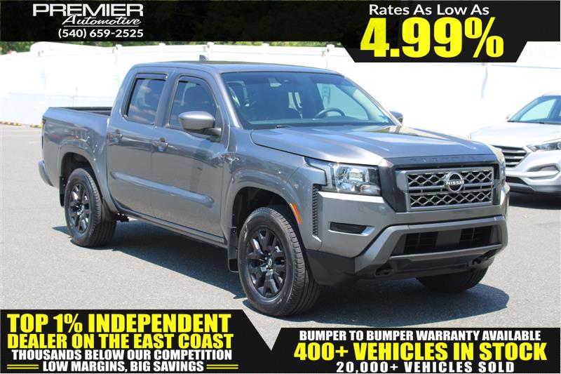 2022 Nissan Frontier SV Crew Cab 4X4 SWB's photo