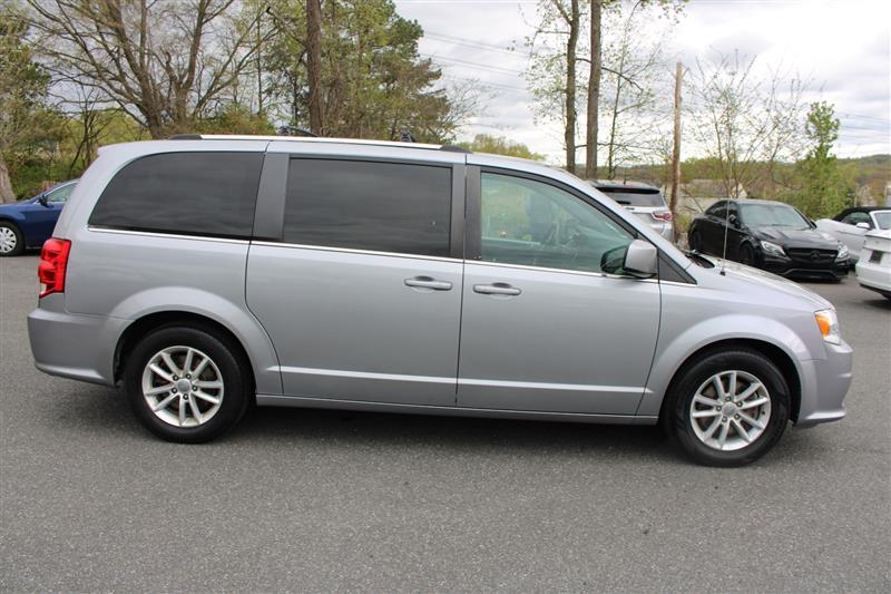 2020 Dodge Grand Caravan SXT - Photo 9