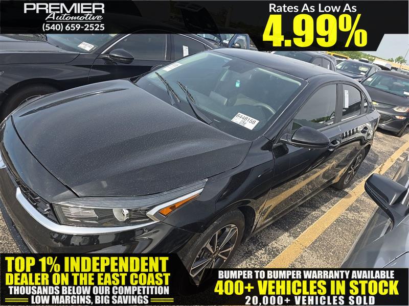 2024 Kia Forte LXS AT's photo