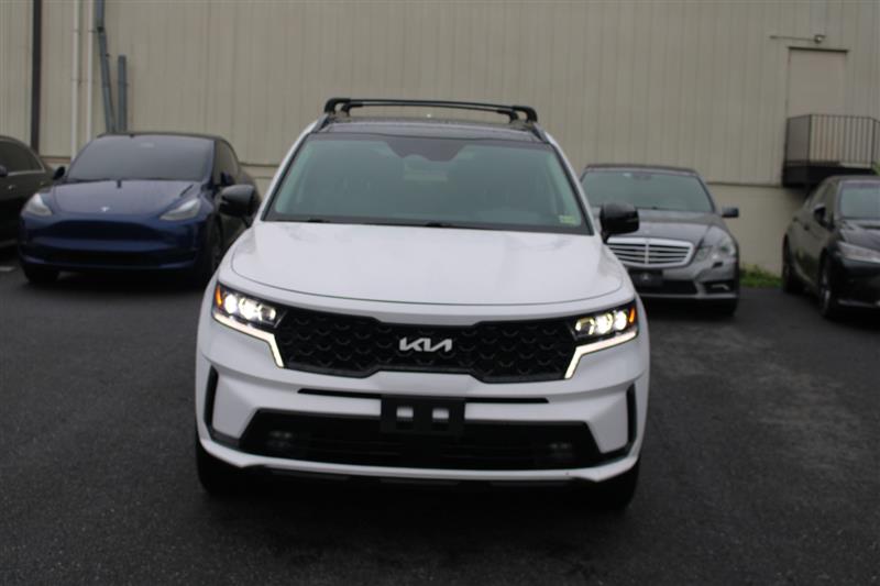 2022 Kia Sorento SX - Photo 2