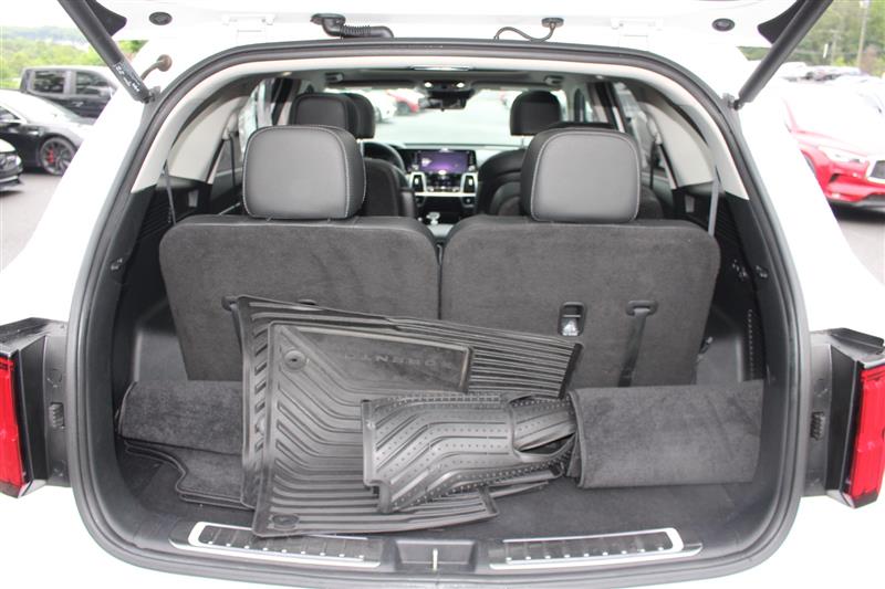 2022 Kia Sorento SX - Photo 22