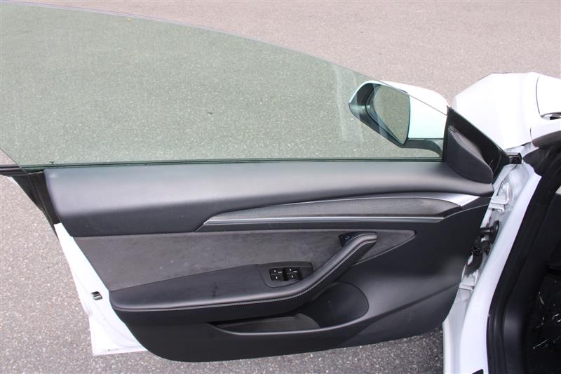 2022 Tesla Model 3 Performance - Photo 10