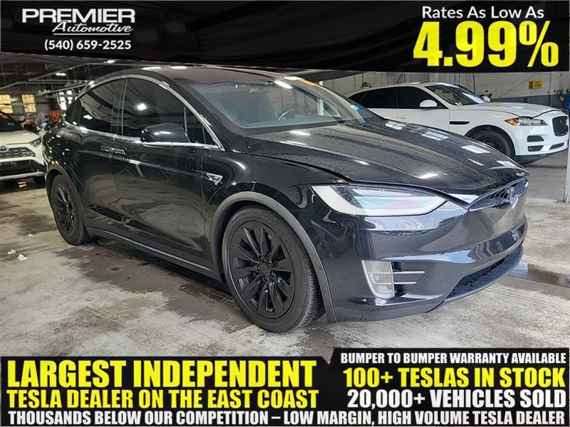 2016 Tesla Model X's photo