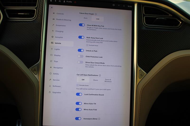 2016 Tesla Model X 75D - Photo 19