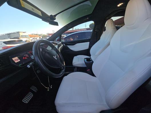 2020 Tesla Model X Performance - Photo 7