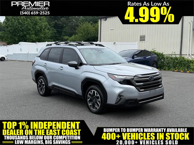 2025 Subaru Forester Premium's photo
