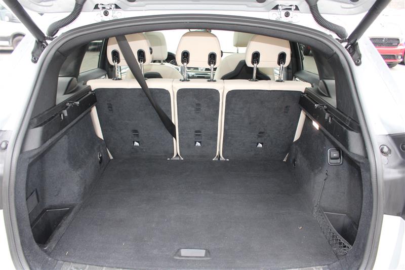 2016 BMW X1 28i - Photo 18