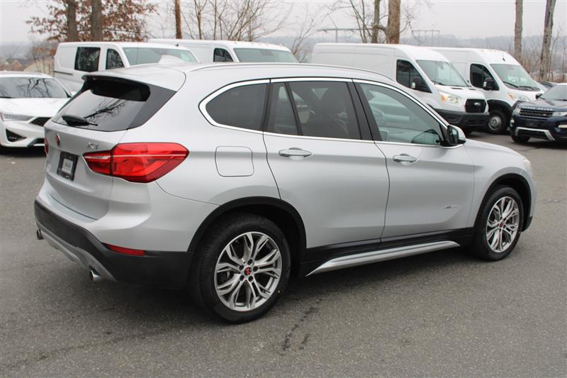 2016 BMW X1 28i - Photo 7