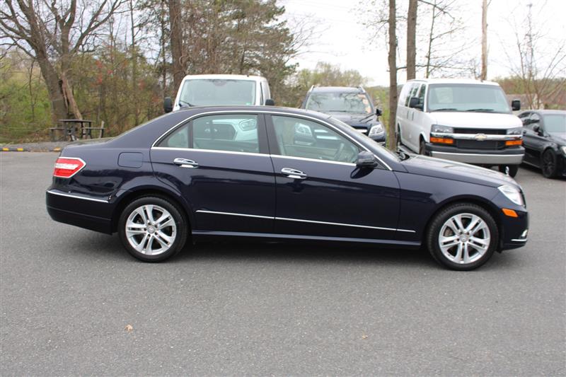2010 Mercedes-Benz E-Class - Photo 9