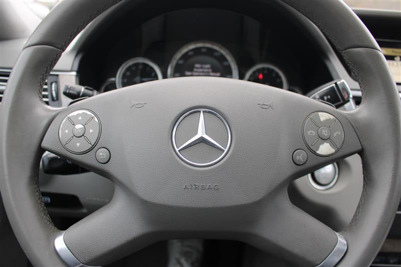 2010 Mercedes-Benz E-Class - Photo 18