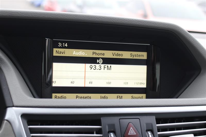 2010 Mercedes-Benz E-Class - Photo 19