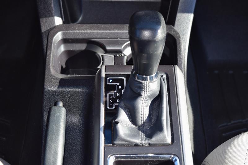 2016 Toyota Tacoma SR5 - Photo 20