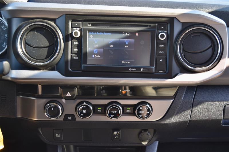 2016 Toyota Tacoma SR5 - Photo 21