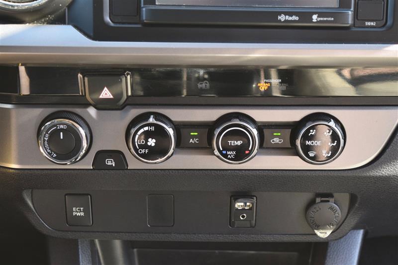 2016 Toyota Tacoma SR5 - Photo 22