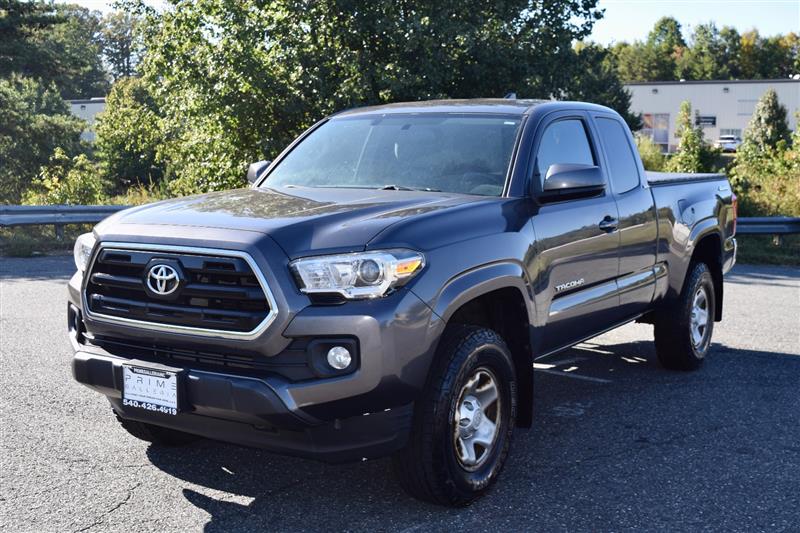 2016 Toyota Tacoma SR5 - Photo 3