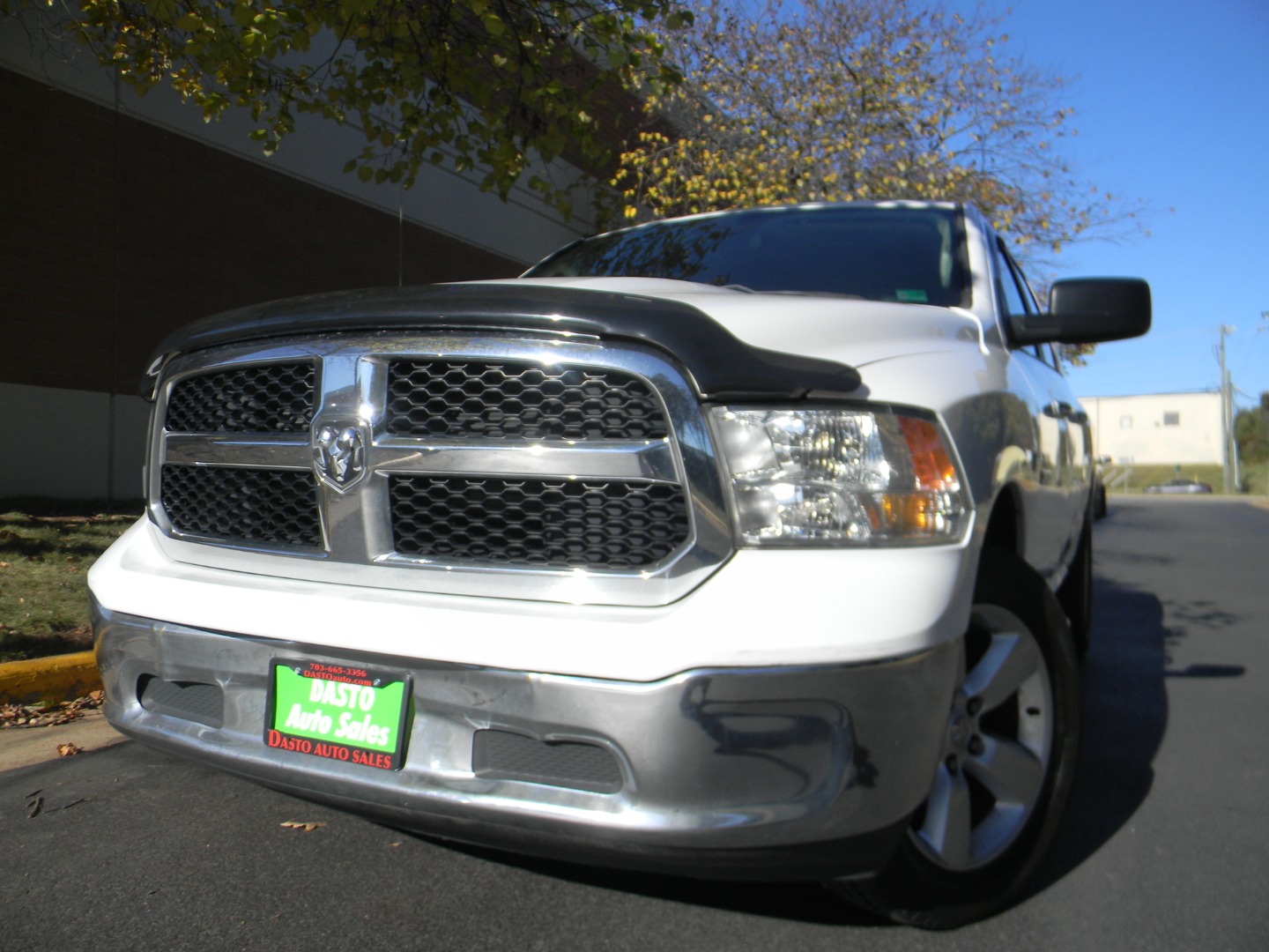 2017 RAM 1500 SLT Crew Cab 4x4 5'7" Box's photo