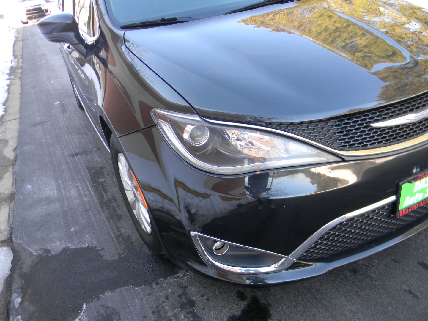 2017 Chrysler Pacifica Touring-L - Photo 12
