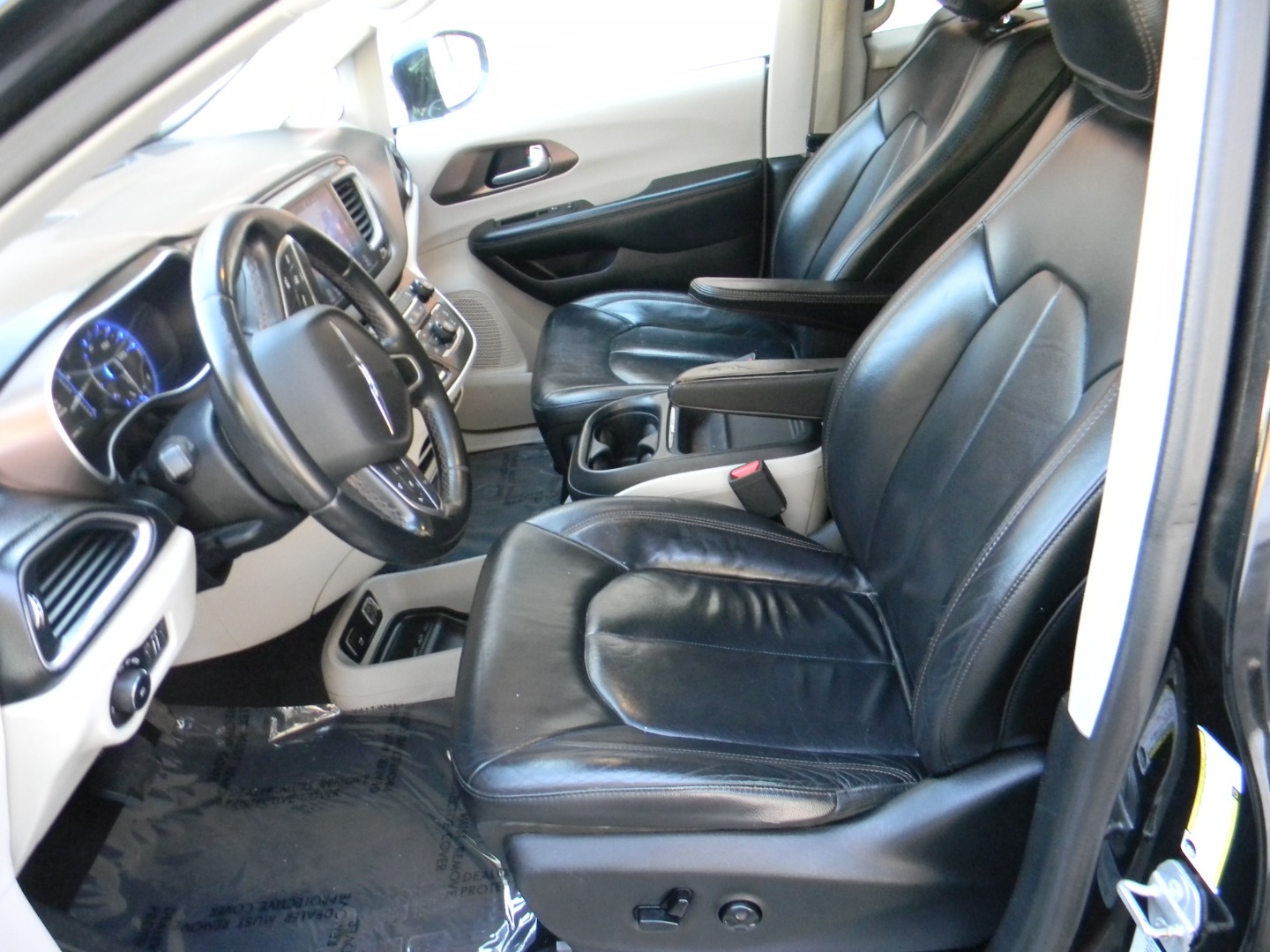 2017 Chrysler Pacifica Touring-L - Photo 15