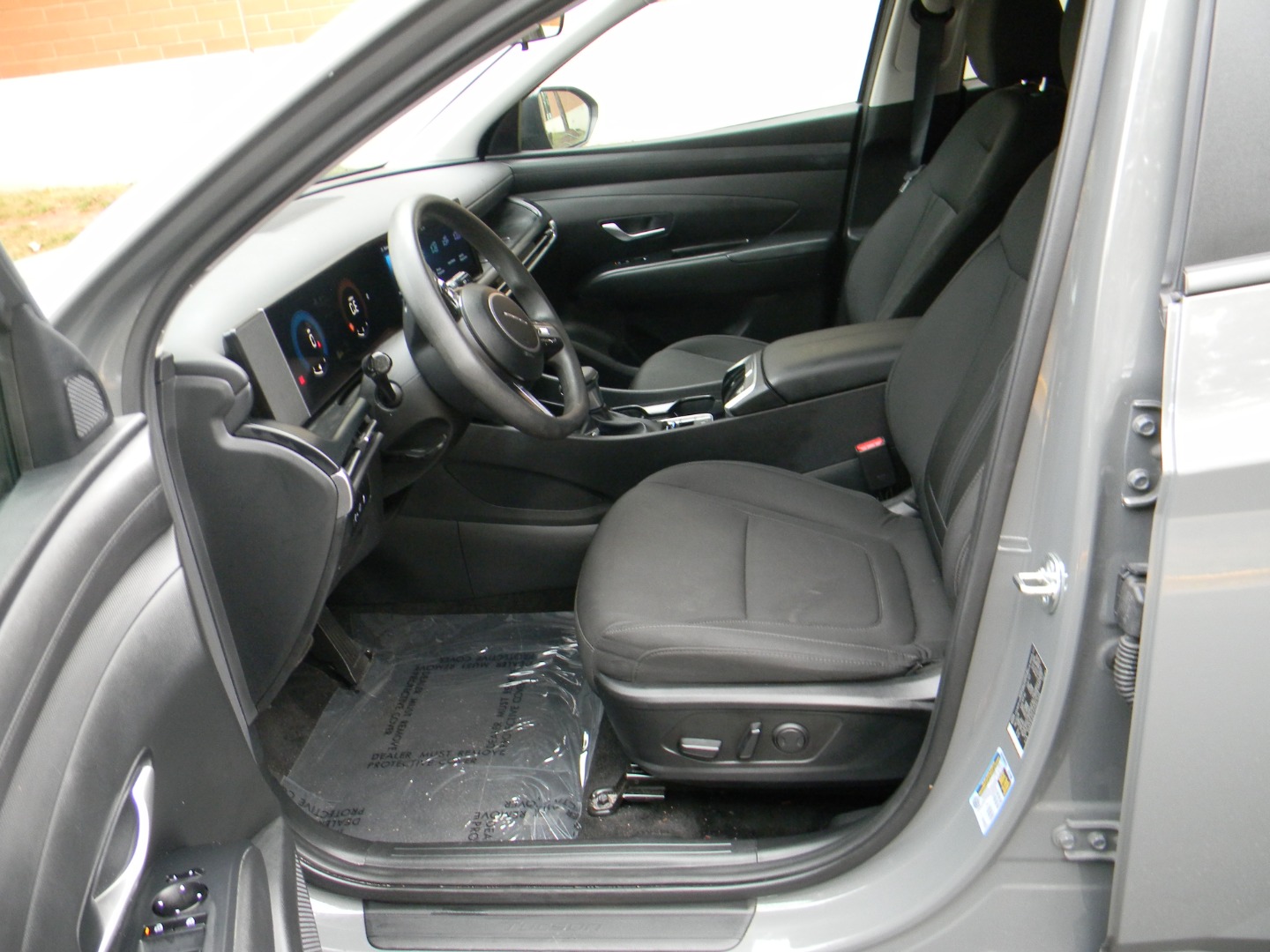 2025 Hyundai Tucson SEL - Photo 15