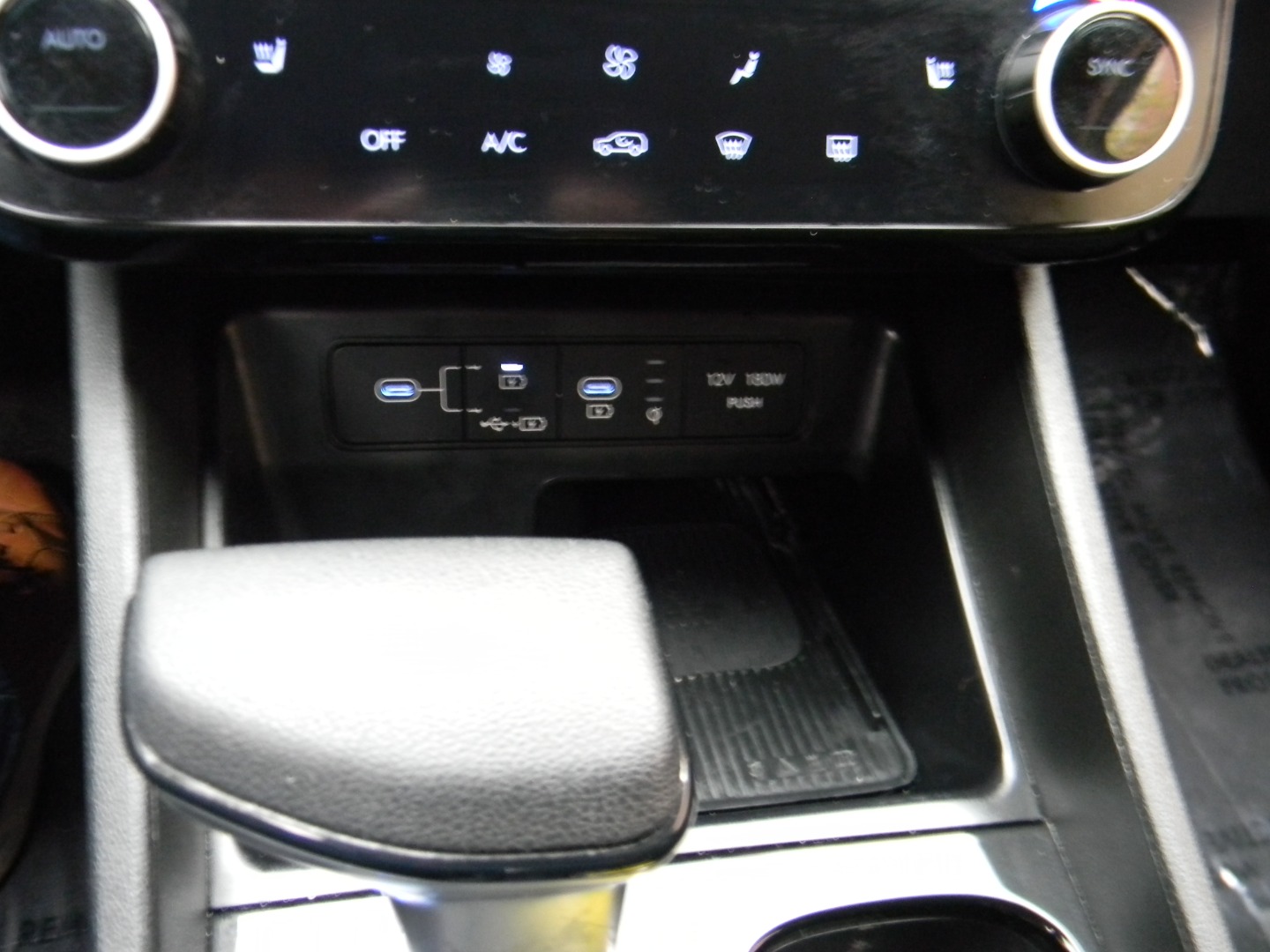 2025 Hyundai Tucson SEL - Photo 32