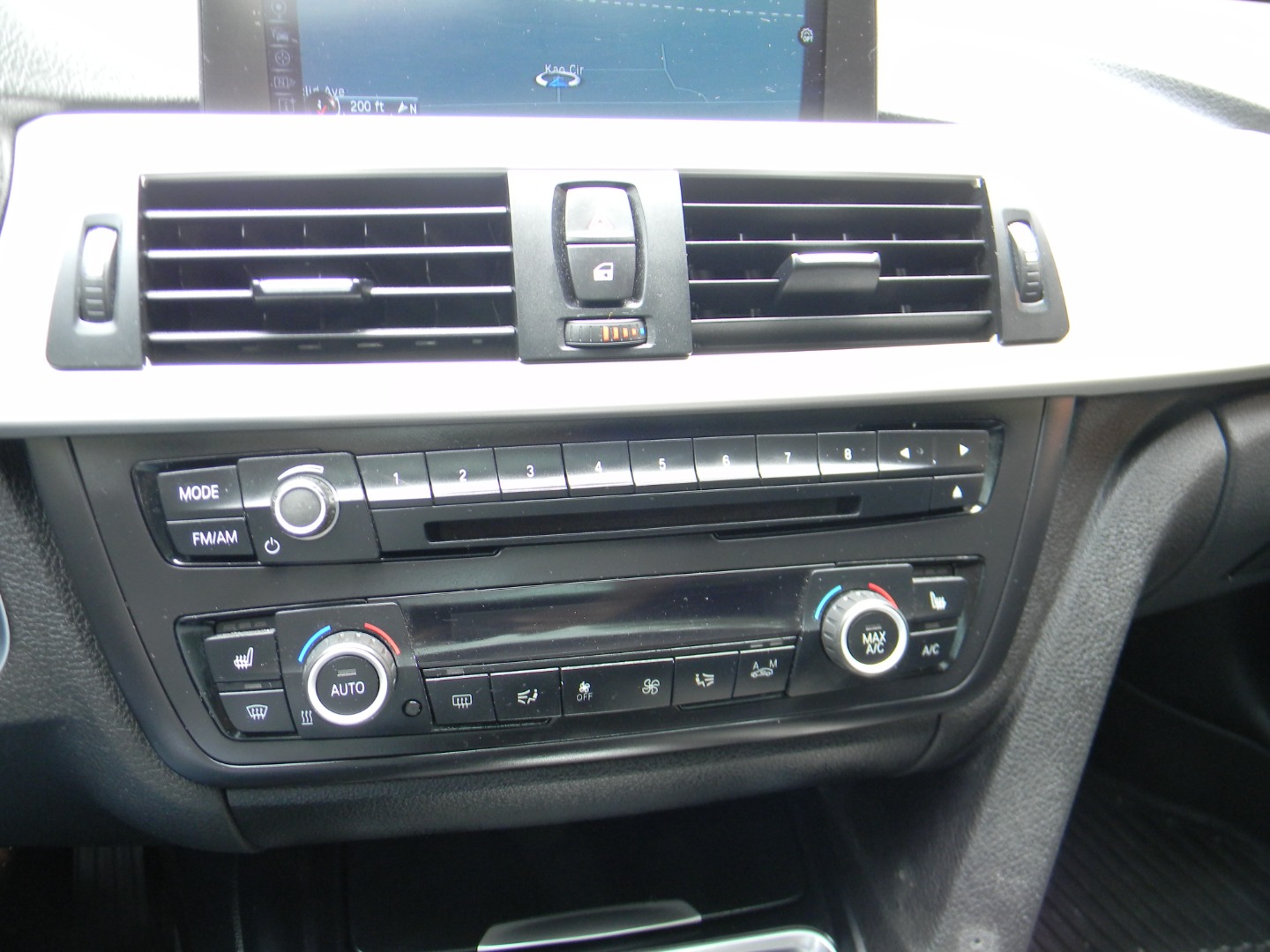 2015 BMW 3 Series 320i - Photo 31