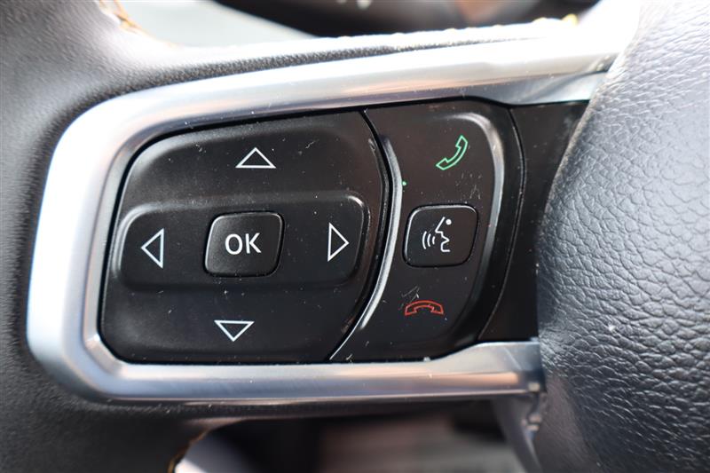 2025 Jeep Wrangler 4-Door Sahara - Photo 18
