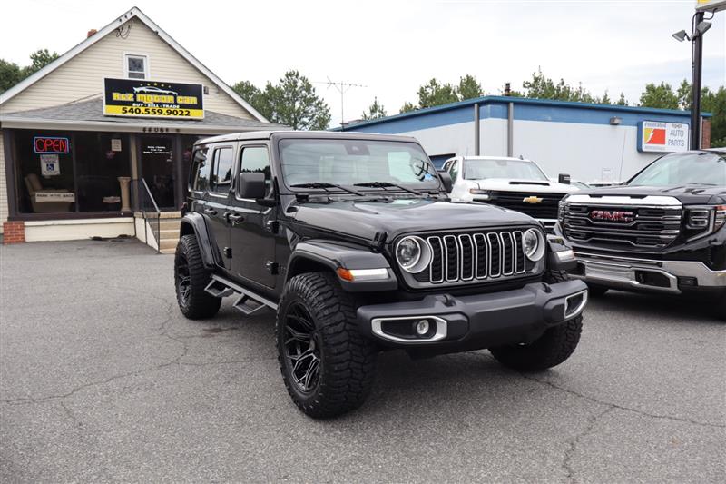 2025 Jeep Wrangler 4-Door Sahara - Photo 3