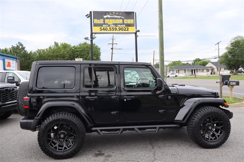 2025 Jeep Wrangler 4-Door Sahara - Photo 4