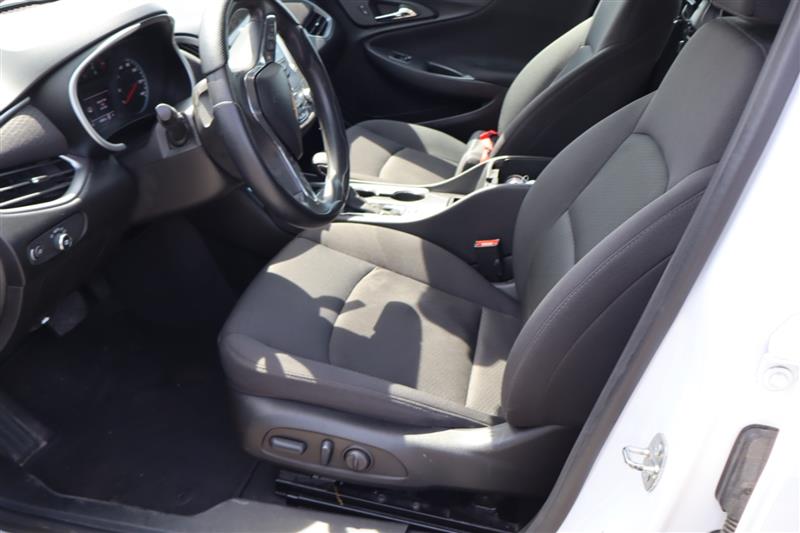 2023 Chevrolet Malibu 1LT - Photo 10