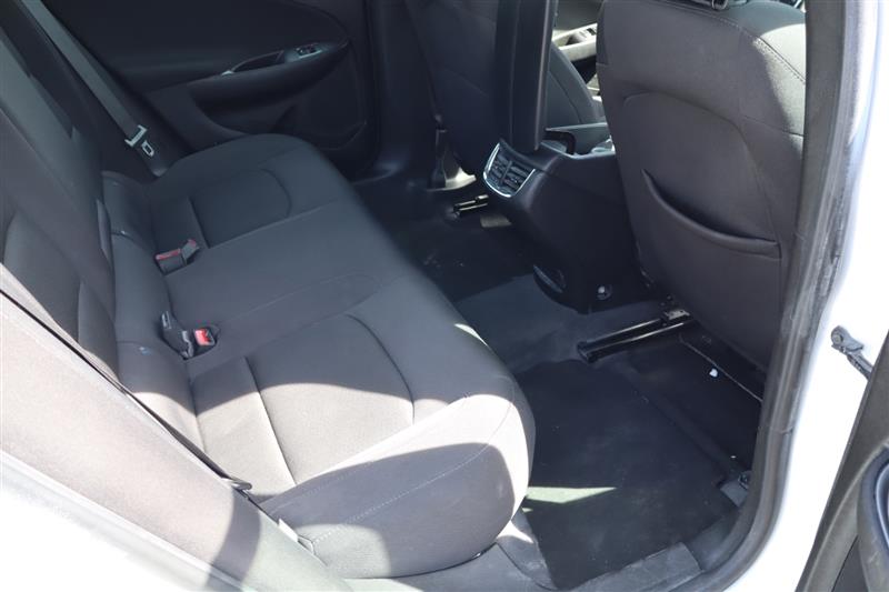 2023 Chevrolet Malibu 1LT - Photo 13