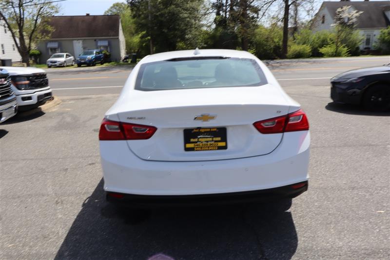2023 Chevrolet Malibu 1LT - Photo 4